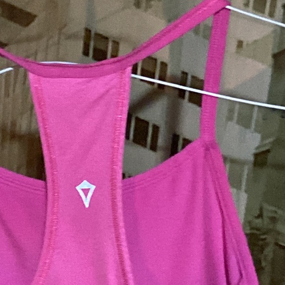 EUC woman’s size 2 Ivivva by Lululemon racer back tank - Picture 3 of 6